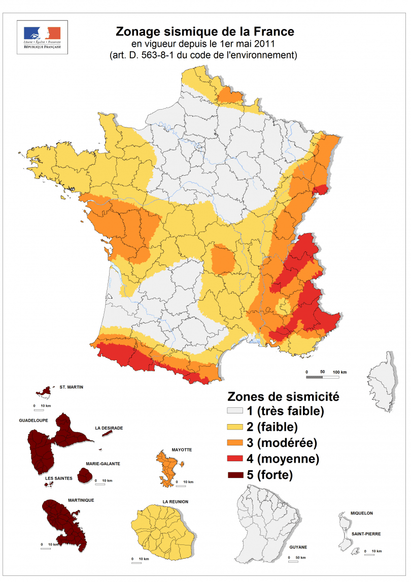 Carte officielle des zones de sismicité en France (métropole et outre-mer) — 5 niveaux du très faible au fort, selon le décret 2010-1255.